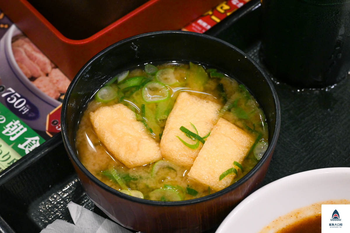 京都美食推薦,日本連鎖餐廳,日本美食推薦,京都なか卯NAKAU,日本なか卯NAKAU,なか卯NAKAU菜單,日本naka卵,naka卵菜單 @鯊魚大口咬