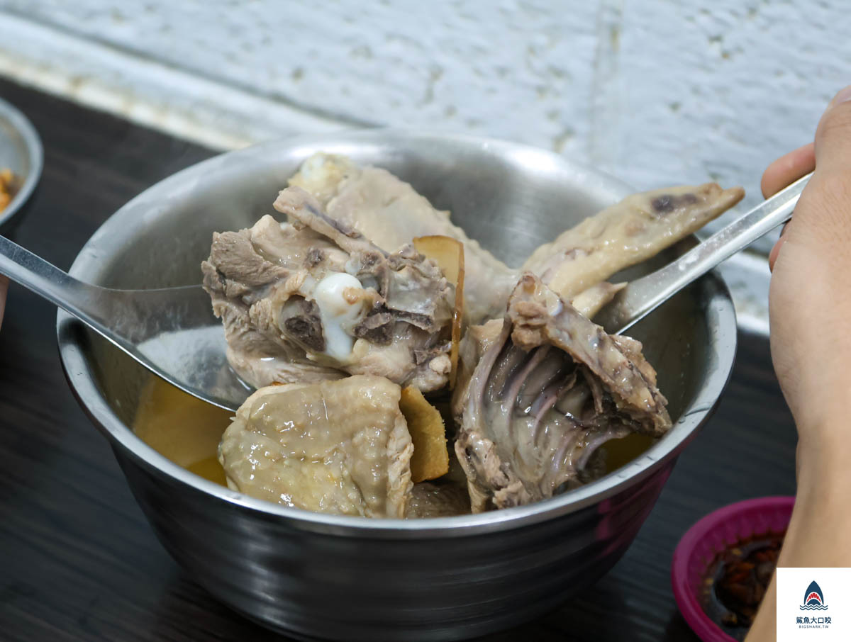 阿男麻油雞,阿男麻油雞菜單 @鯊魚大口咬
