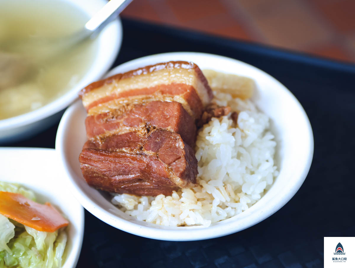 山河魯肉飯,山河魯肉飯菜單 @鯊魚大口咬