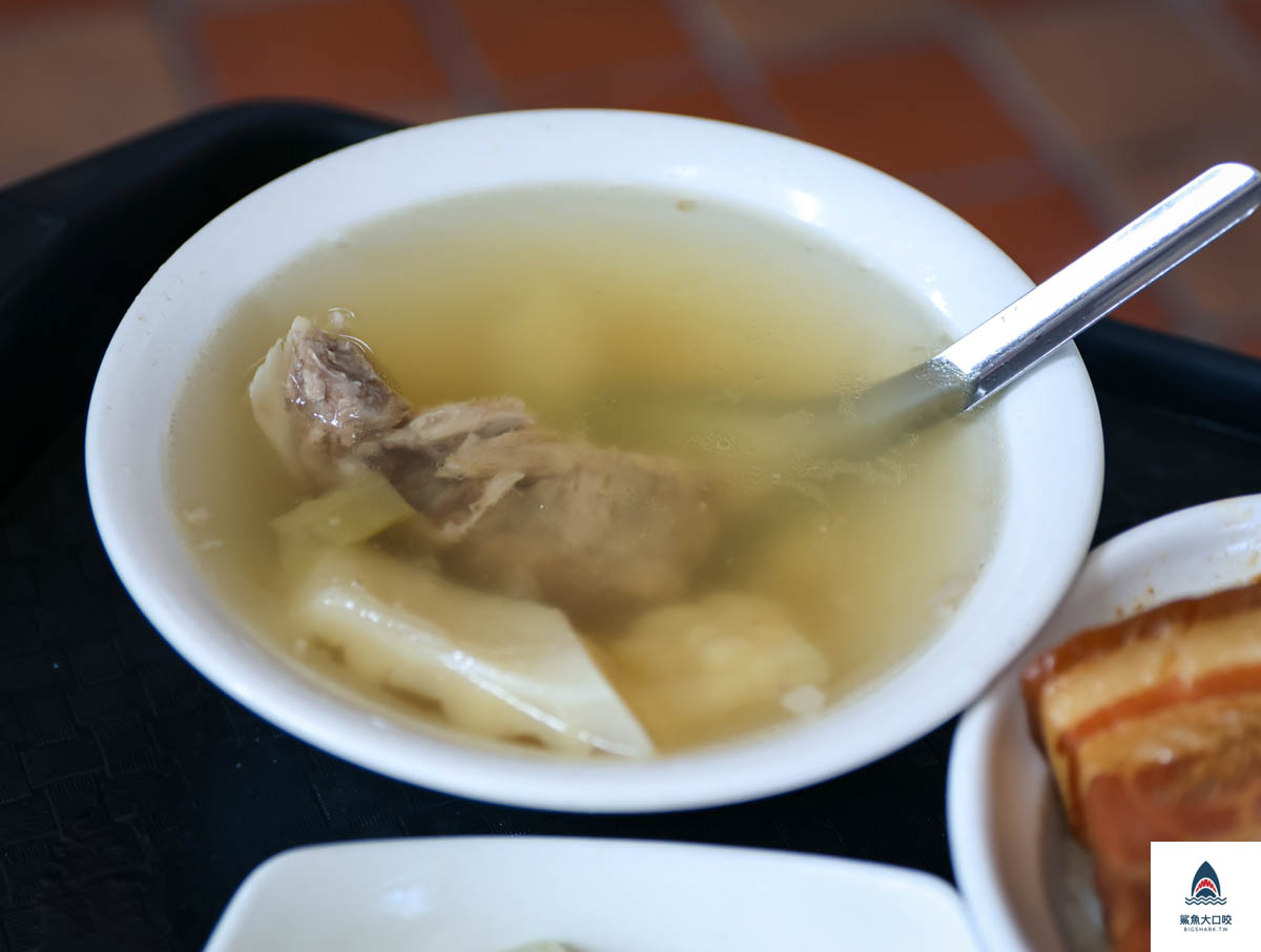 山河魯肉飯,山河魯肉飯菜單 @鯊魚大口咬