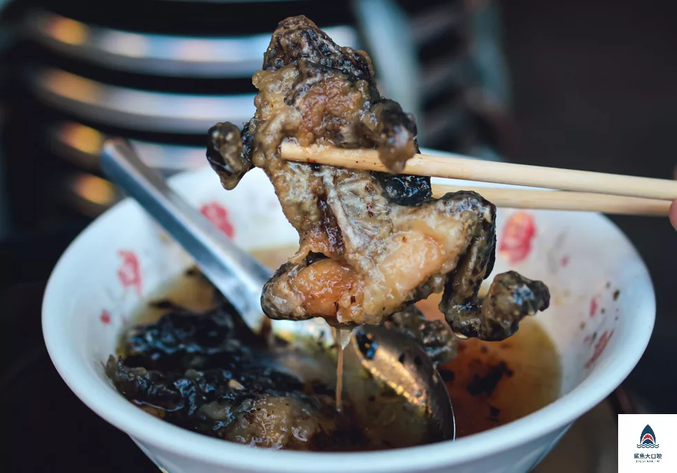 北港朝天宮美食,北港圓環美食,北港紅燒青蛙,嘉義必吃,嘉義紅燒青蛙,嘉義北港青蛙,台灣特有小吃,北港美食 @鯊魚大口咬