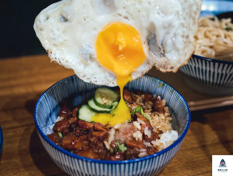 米其林,米其林入選餐廳,小初店,小初店菜單,台中滷肉,台中南屯,台中便當,台中小吃,台中米其林 @鯊魚大口咬