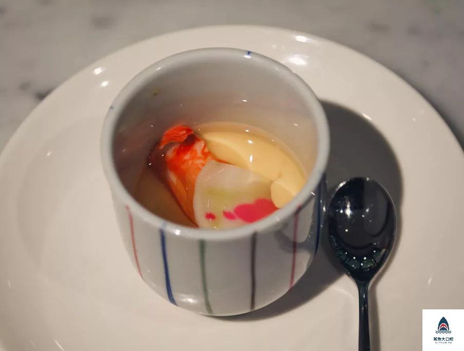 台中吃到飽,台中自助吧,新食譜全日餐廳 Latest Recipe,新食譜全日餐廳 Latest Recipe菜單,李方艾美,李芳艾美餐廳,台中李芳艾美,台中美食 @鯊魚大口咬