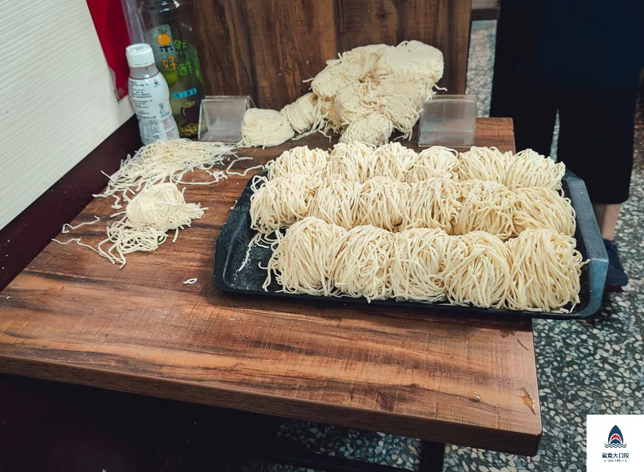 老麵店推薦,迪化街老麵店,大同老麵店,大同美食,老麵店,老麵店菜單 @鯊魚大口咬 老麵店推薦,迪化街老麵店,大同老麵店,大同美食,老麵店,老麵店菜單 @鯊魚大口咬