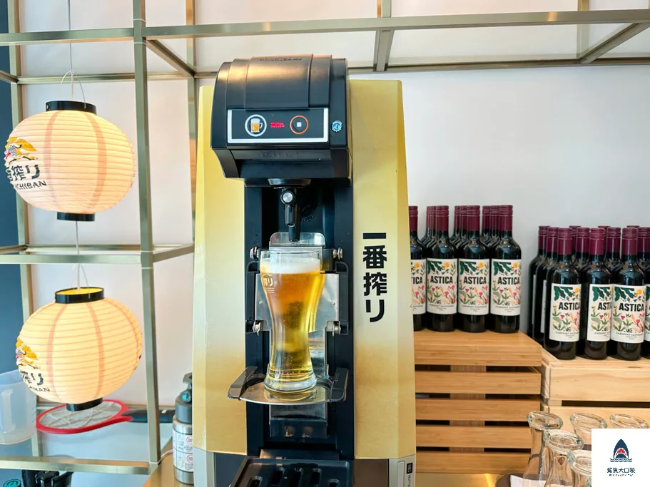 台中吃到飽,台中自助吧,新食譜全日餐廳 Latest Recipe,新食譜全日餐廳 Latest Recipe菜單,李方艾美,李芳艾美餐廳,台中李芳艾美,台中美食 @鯊魚大口咬