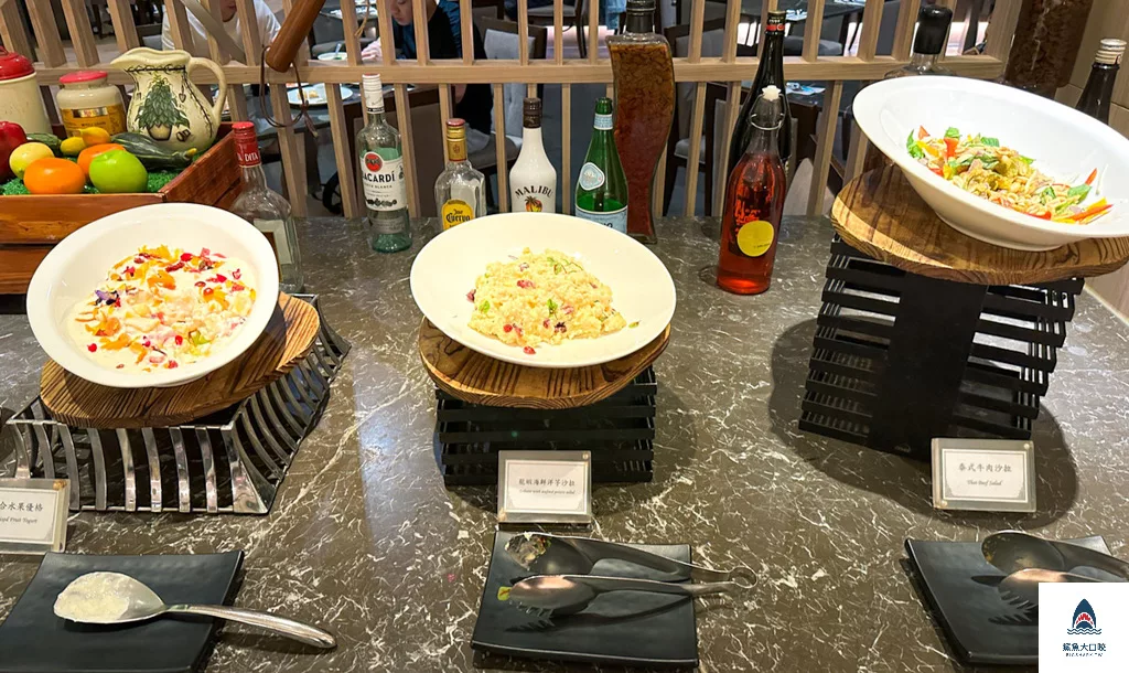 台中西區美食,台中吃到飽,金典酒店吃到飽,台中金典酒店美食,台中柏麗廳,金典酒店栢麗廳 @鯊魚大口咬