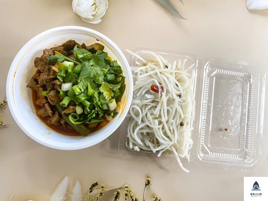 大雅美食,台中肉夾饃,吳記陝西肉夾饃,大雅吳記陝西肉夾饃,吳記陝西肉夾饃菜單,台中美食 @鯊魚大口咬