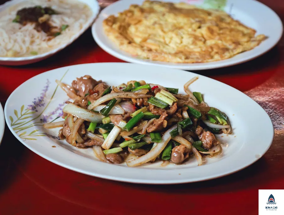 南投甕仔雞,南投紫南宮美食推薦,福伯黃金雞,福伯黃金雞菜單,福伯黃金雞推薦,南投美食 @鯊魚大口咬