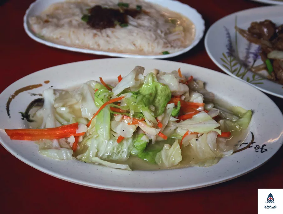 南投甕仔雞,南投紫南宮美食推薦,福伯黃金雞,福伯黃金雞菜單,福伯黃金雞推薦,南投美食 @鯊魚大口咬