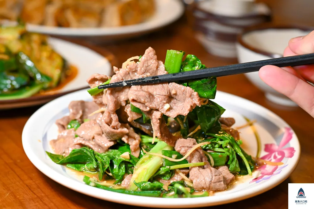 台中羊肉料理推薦」台中酸白菜鍋推薦,台中中區美食推薦,台中清真館,清真館,台中清真館菜單,台中清真料理,台中牛肉料理推薦 @鯊魚大口咬