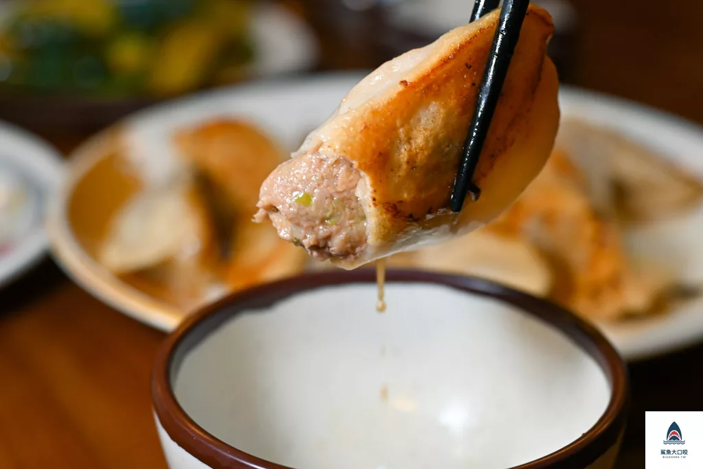 台中羊肉料理推薦」台中酸白菜鍋推薦,台中中區美食推薦,台中清真館,清真館,台中清真館菜單,台中清真料理,台中牛肉料理推薦 @鯊魚大口咬