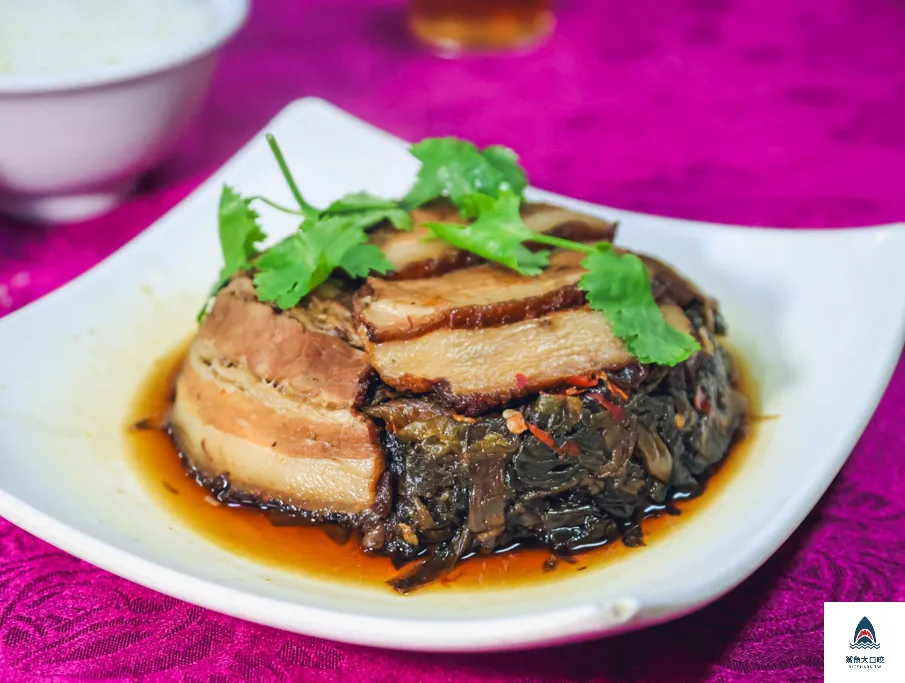 黎明福利餐廳,台中眷村菜,黎明福利餐廳地址,黎明福利餐廳電話,黎明福利餐廳營業時間,黎明福利餐廳菜單,台中合菜,南屯美食,黎明新村美食 @鯊魚大口咬 黎明福利餐廳,台中眷村菜,黎明福利餐廳地址,黎明福利餐廳電話,黎明福利餐廳營業時間,黎明福利餐廳菜單,台中合菜,南屯美食,黎明新村美食 @鯊魚大口咬