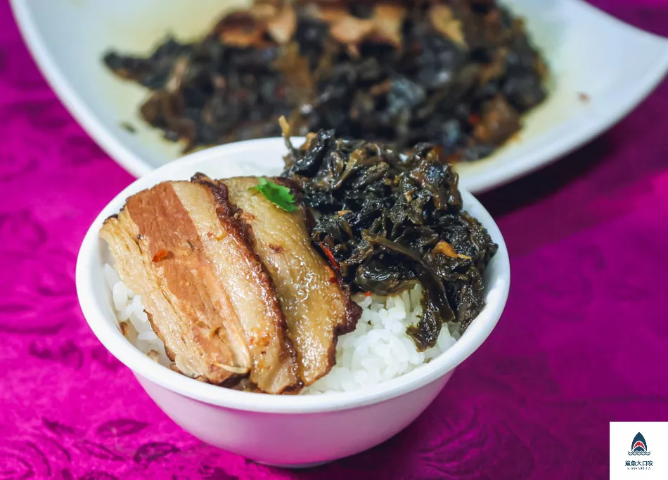 黎明福利餐廳,台中眷村菜,黎明福利餐廳地址,黎明福利餐廳電話,黎明福利餐廳營業時間,黎明福利餐廳菜單,台中合菜,南屯美食,黎明新村美食 @鯊魚大口咬 黎明福利餐廳,台中眷村菜,黎明福利餐廳地址,黎明福利餐廳電話,黎明福利餐廳營業時間,黎明福利餐廳菜單,台中合菜,南屯美食,黎明新村美食 @鯊魚大口咬