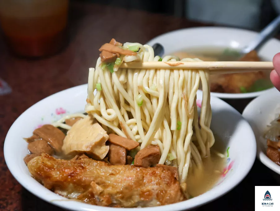 林明堂素食麵,林明堂素食麵菜單 @鯊魚大口咬 林明堂素食麵,林明堂素食麵菜單 @鯊魚大口咬