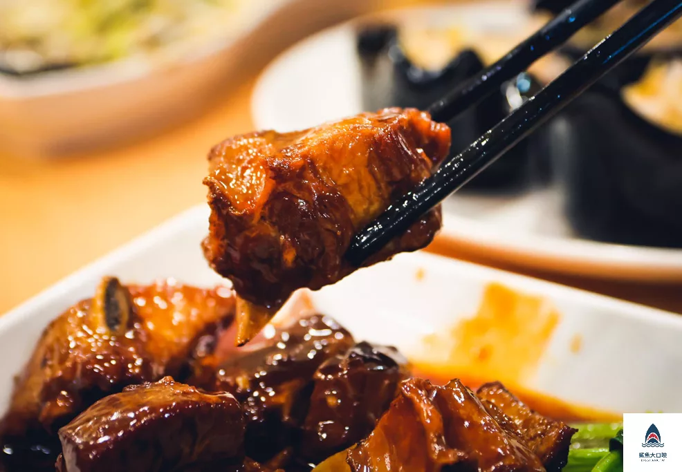 台中聚餐餐廳,台中美食,台中米其林必比登推薦,台中餐廳,陸園上海名菜,台中陸園,台中上海菜,陸園菜單 @鯊魚大口咬
