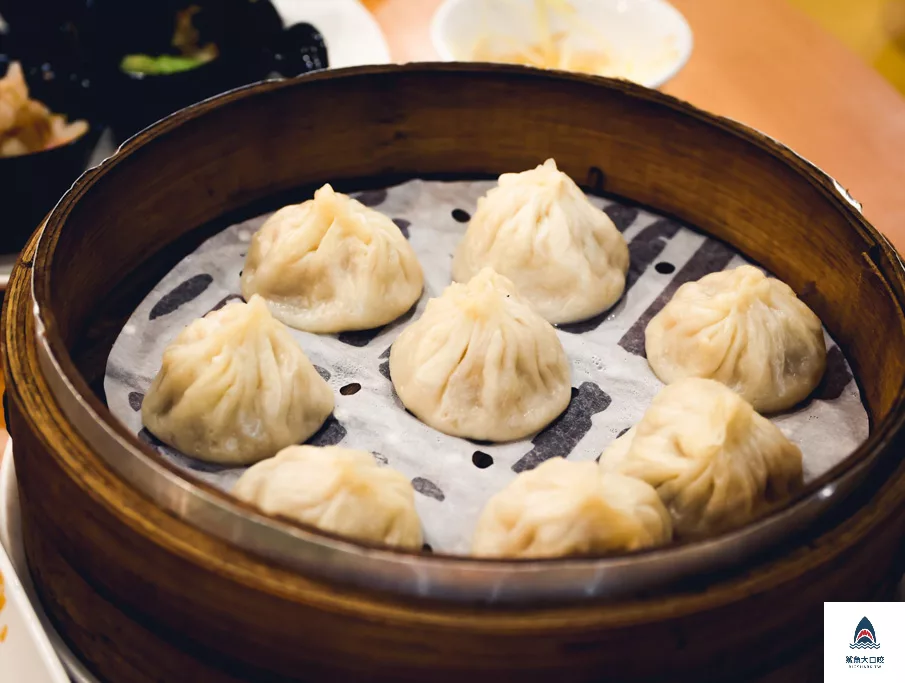 台中聚餐餐廳,台中美食,台中米其林必比登推薦,台中餐廳,陸園上海名菜,台中陸園,台中上海菜,陸園菜單 @鯊魚大口咬