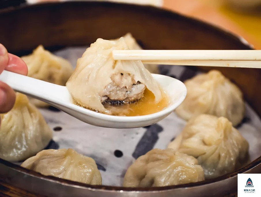 台中聚餐餐廳,台中美食,台中米其林必比登推薦,台中餐廳,陸園上海名菜,台中陸園,台中上海菜,陸園菜單 @鯊魚大口咬