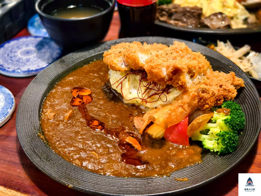 LaLaport北館美食,粕粕咖哩 POPO Curry,台中咖哩飯,粕粕咖哩台中店,咖哩飯,粕粕咖哩 POPO Curry菜單,台中LALAPORT美食 @鯊魚大口咬 LaLaport北館美食,粕粕咖哩 POPO Curry,台中咖哩飯,粕粕咖哩台中店,咖哩飯,粕粕咖哩 POPO Curry菜單,台中LALAPORT美食 @鯊魚大口咬