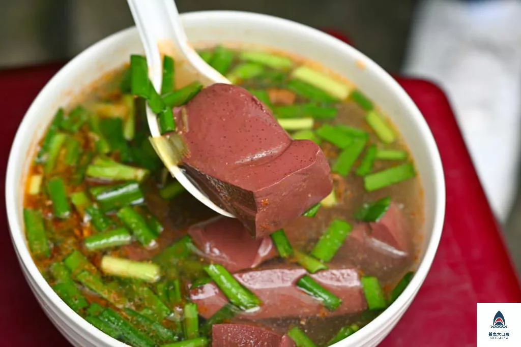 三重小吃,菜寮站美食,三重臭豆腐,田中臭豆腐菜單,田中臭豆腐,田中臭豆腐營業時間,三重美食 @鯊魚大口咬