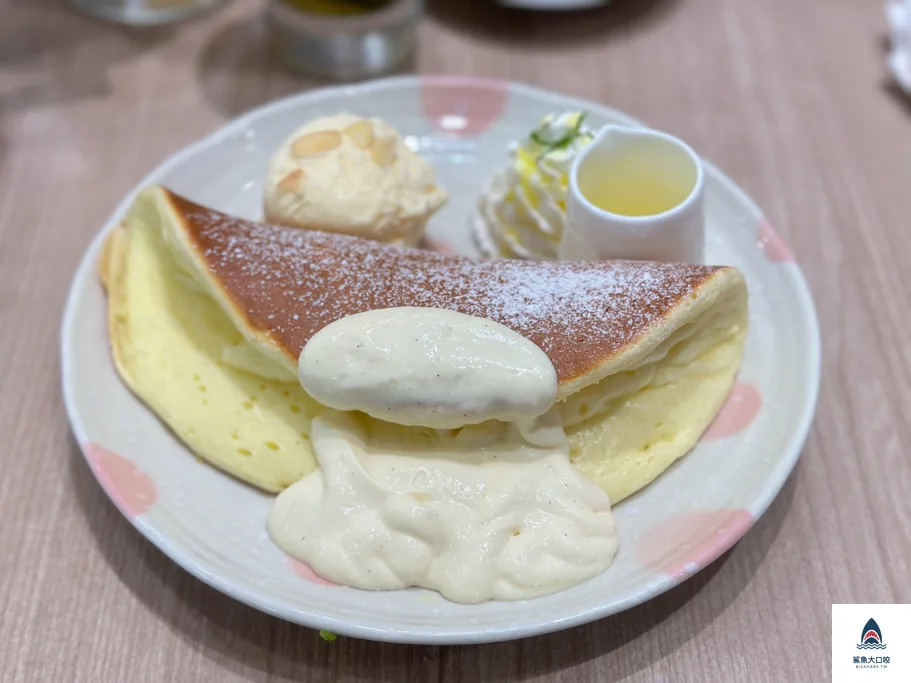 台中大遠百woosa洋食,woosa洋食菜單,woosa洋食推薦,台中大遠百美食推薦,台中舒芙蕾推薦,台中鬆餅推薦,woosa洋食 @鯊魚大口咬 台中大遠百woosa洋食,woosa洋食菜單,woosa洋食推薦,台中大遠百美食推薦,台中舒芙蕾推薦,台中鬆餅推薦,woosa洋食 @鯊魚大口咬