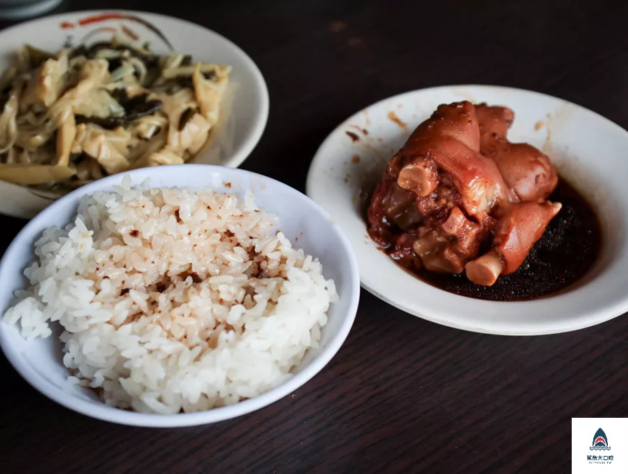 30年老店溪湖美食地圖,溪湖美食,溪湖阿讚豬腳爌肉飯,溪湖阿讚溪湖爌肉飯 @鯊魚大口咬