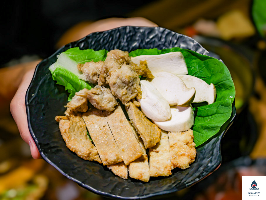 北區美食,出雲鍋物,出雲鍋物菜單,崇德路美食,北區火鍋 @鯊魚大口咬