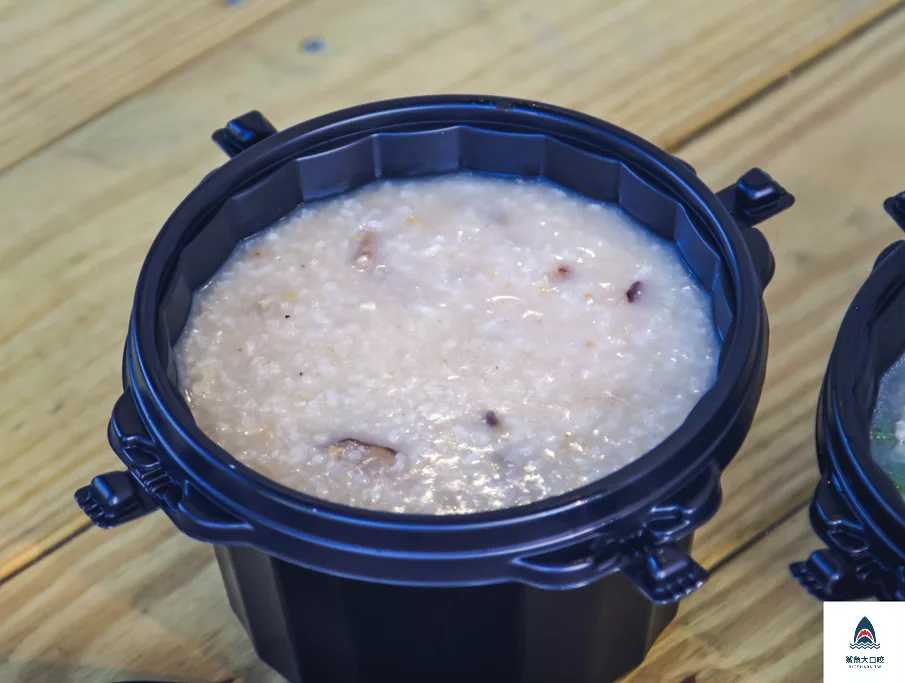 鴨大哥港式脆皮櫻桃烤鴨,鴨大哥港式脆皮櫻桃烤鴨水湳經貿店,鴨大哥港式脆皮櫻桃烤鴨菜單 @鯊魚大口咬