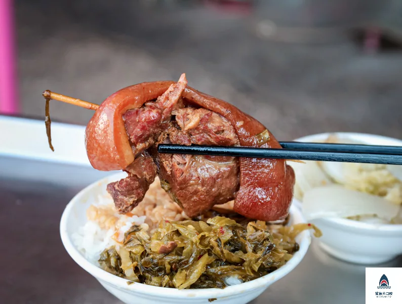 台中小吃,台中爌肉飯,台中米其林推薦,台中腿庫飯,陳明統爌肉飯,台中美食 @鯊魚大口咬