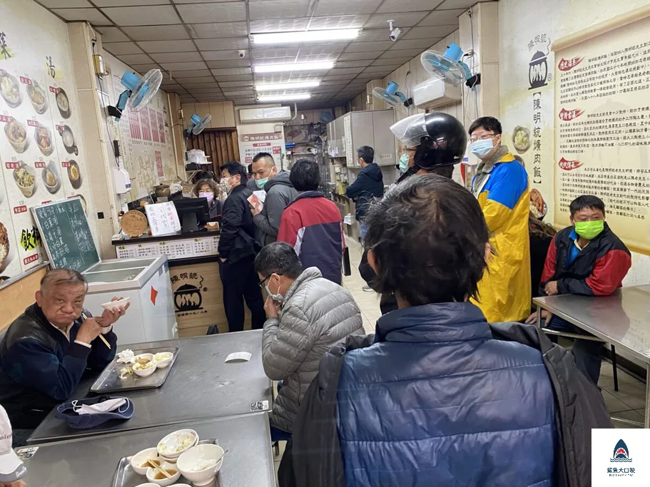 台中小吃,台中爌肉飯,台中米其林推薦,台中腿庫飯,陳明統爌肉飯,台中美食 @鯊魚大口咬 台中小吃,台中爌肉飯,台中米其林推薦,台中腿庫飯,陳明統爌肉飯,台中美食 @鯊魚大口咬