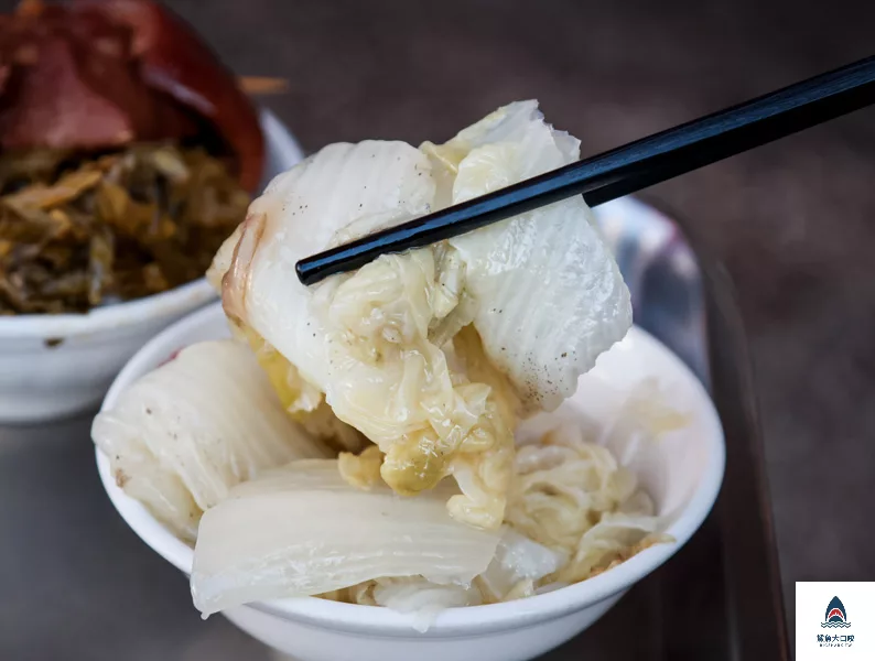 台中小吃,台中爌肉飯,台中米其林推薦,台中腿庫飯,陳明統爌肉飯,台中美食 @鯊魚大口咬 台中小吃,台中爌肉飯,台中米其林推薦,台中腿庫飯,陳明統爌肉飯,台中美食 @鯊魚大口咬