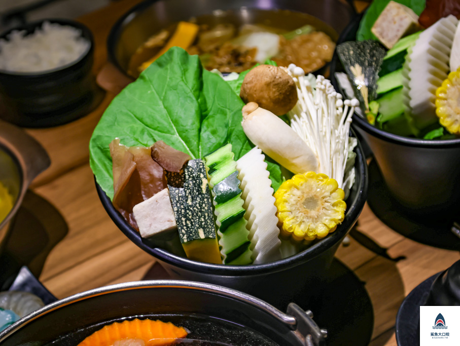北區美食,出雲鍋物,出雲鍋物菜單,崇德路美食,北區火鍋 @鯊魚大口咬