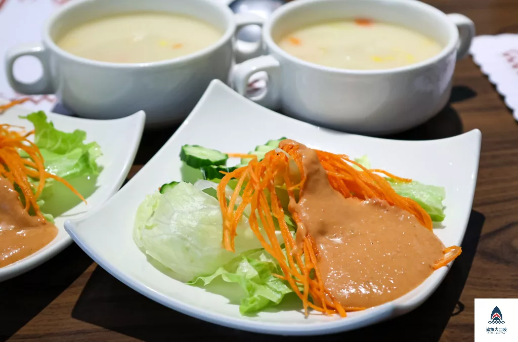 南投美食,南投牛排,竹山牛排,竹山炸雞,竹山美食推薦,頂好牛排炸雞,頂好牛排炸雞菜單 @鯊魚大口咬