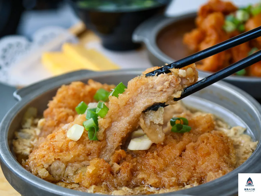 京厚屋,京厚屋菜單,竹南京厚屋,竹南美食推薦,竹南炸豬排 @鯊魚大口咬