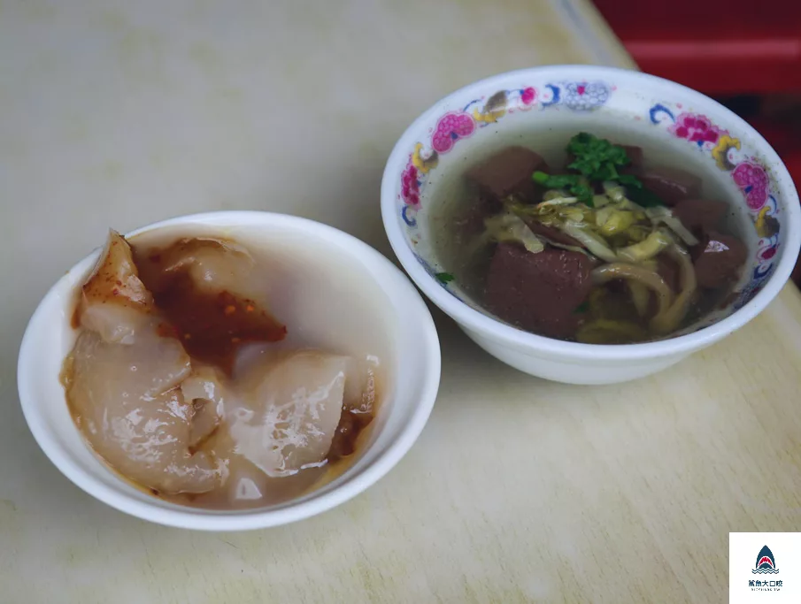 建成路美食,樂成宮美食,廟口小吃,台中肉圓推薦,台中美食懶人包,台中美食,台中好吃好玩,台中美食小吃,台中肉羹,赤肉羹,銅板美食,東區美食 @鯊魚大口咬 建成路美食,樂成宮美食,廟口小吃,台中肉圓推薦,台中美食懶人包,台中美食,台中好吃好玩,台中美食小吃,台中肉羹,赤肉羹,銅板美食,東區美食 @鯊魚大口咬