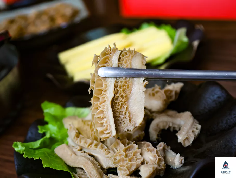 台中麻辣火鍋,麻辣人家,麻辣人家菜單,台中火鍋 @鯊魚大口咬