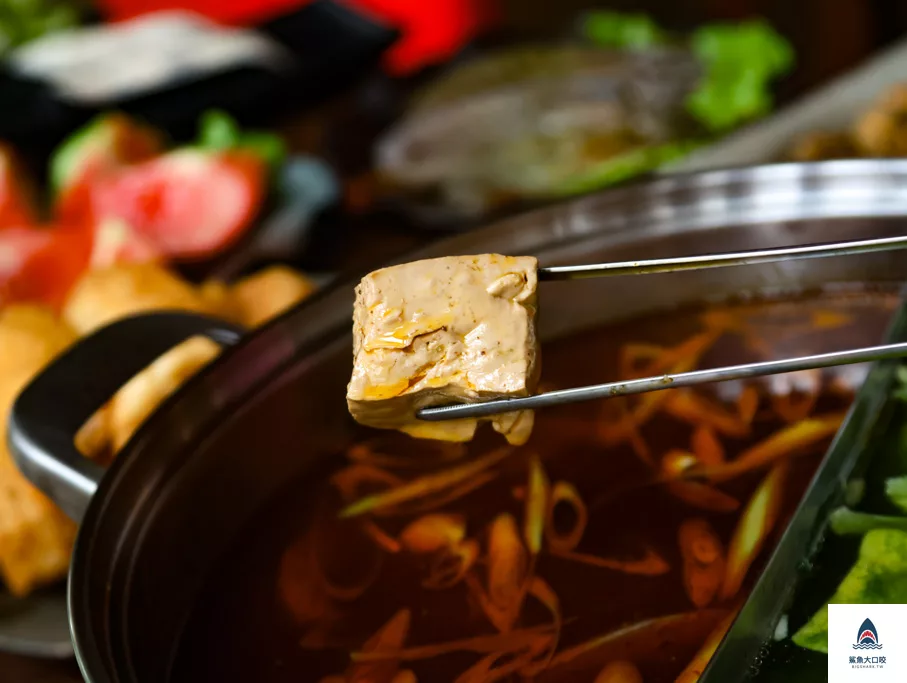 台中麻辣火鍋,麻辣人家,麻辣人家菜單,台中火鍋 @鯊魚大口咬