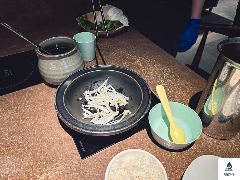 台中論石間,台中火鍋推薦,論石間鍋物,論石間鍋物菜單,國美館美食推薦,台中美術館美食推薦 @鯊魚大口咬 台中論石間,台中火鍋推薦,論石間鍋物,論石間鍋物菜單,國美館美食推薦,台中美術館美食推薦 @鯊魚大口咬