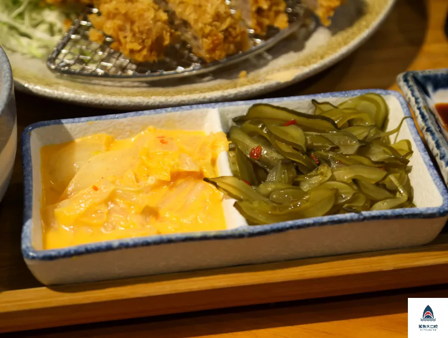 嘉義美食推薦,嘉義豬排推薦,嘉義八谷豬排,嘉義八谷豬排文雅店,八谷豬排咖哩,八谷豬排咖哩菜單 @鯊魚大口咬 嘉義美食推薦,嘉義豬排推薦,嘉義八谷豬排,嘉義八谷豬排文雅店,八谷豬排咖哩,八谷豬排咖哩菜單 @鯊魚大口咬