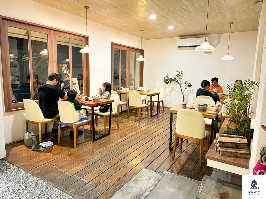 嘉義美食推薦,嘉義豬排推薦,嘉義八谷豬排,嘉義八谷豬排文雅店,八谷豬排咖哩,八谷豬排咖哩菜單 @鯊魚大口咬 嘉義美食推薦,嘉義豬排推薦,嘉義八谷豬排,嘉義八谷豬排文雅店,八谷豬排咖哩,八谷豬排咖哩菜單 @鯊魚大口咬