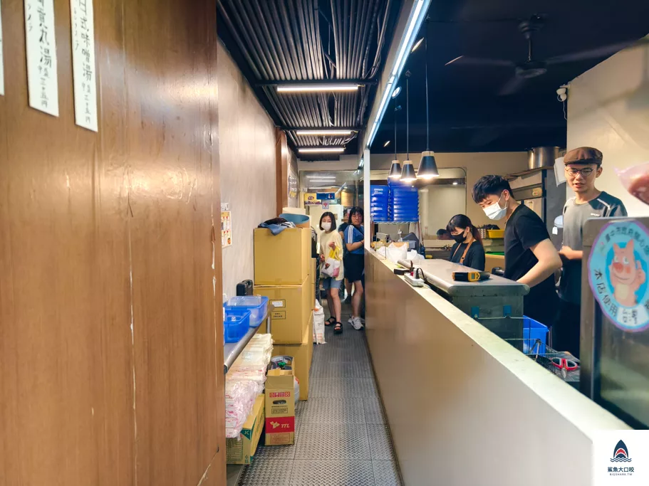 食の初-炸蛋雞魯飯職人專門店,食の初-炸蛋雞魯飯職人專門店菜單,食初炸蛋雞魯飯職人專門店,北區炸蛋雞魯飯,北區滷肉飯,北區美食 @鯊魚大口咬 食の初-炸蛋雞魯飯職人專門店,食の初-炸蛋雞魯飯職人專門店菜單,食初炸蛋雞魯飯職人專門店,北區炸蛋雞魯飯,北區滷肉飯,北區美食 @鯊魚大口咬