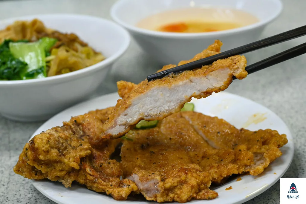 金園排骨菜單,台北炸排骨飯,萬華排骨,西門便當店,金園排骨,金園炸排骨,金園排骨西門,金園排骨台北,台北美食,西門町小吃,台北好吃排骨,西門町排骨,西門町美食,金園排骨分店,西門美食 @鯊魚大口咬 金園排骨菜單,台北炸排骨飯,萬華排骨,西門便當店,金園排骨,金園炸排骨,金園排骨西門,金園排骨台北,台北美食,西門町小吃,台北好吃排骨,西門町排骨,西門町美食,金園排骨分店,西門美食 @鯊魚大口咬