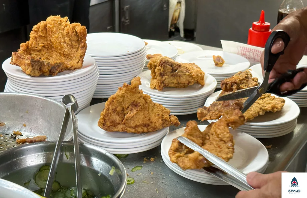 金園排骨菜單,台北炸排骨飯,萬華排骨,西門便當店,金園排骨,金園炸排骨,金園排骨西門,金園排骨台北,台北美食,西門町小吃,台北好吃排骨,西門町排骨,西門町美食,金園排骨分店,西門美食 @鯊魚大口咬 金園排骨菜單,台北炸排骨飯,萬華排骨,西門便當店,金園排骨,金園炸排骨,金園排骨西門,金園排骨台北,台北美食,西門町小吃,台北好吃排骨,西門町排骨,西門町美食,金園排骨分店,西門美食 @鯊魚大口咬