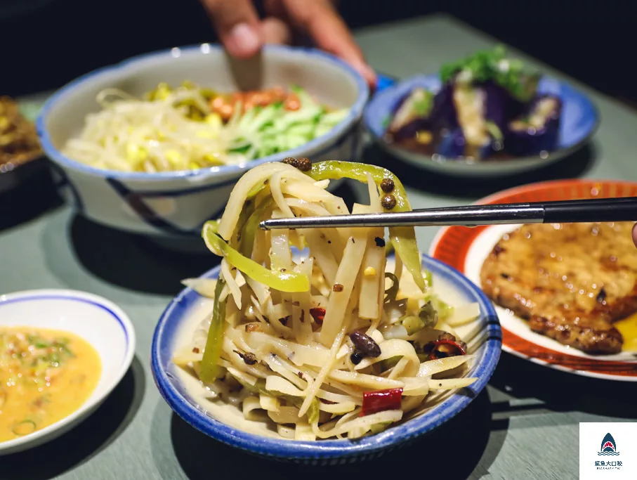 繡球麵店,繡球麵店菜單 @鯊魚大口咬
