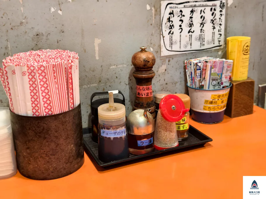 通堂拉麵菜單,男人麵女人麵,小祿站美食,沖繩必吃,沖繩美食,沖繩通堂拉麵,沖繩拉麵推薦 @鯊魚大口咬