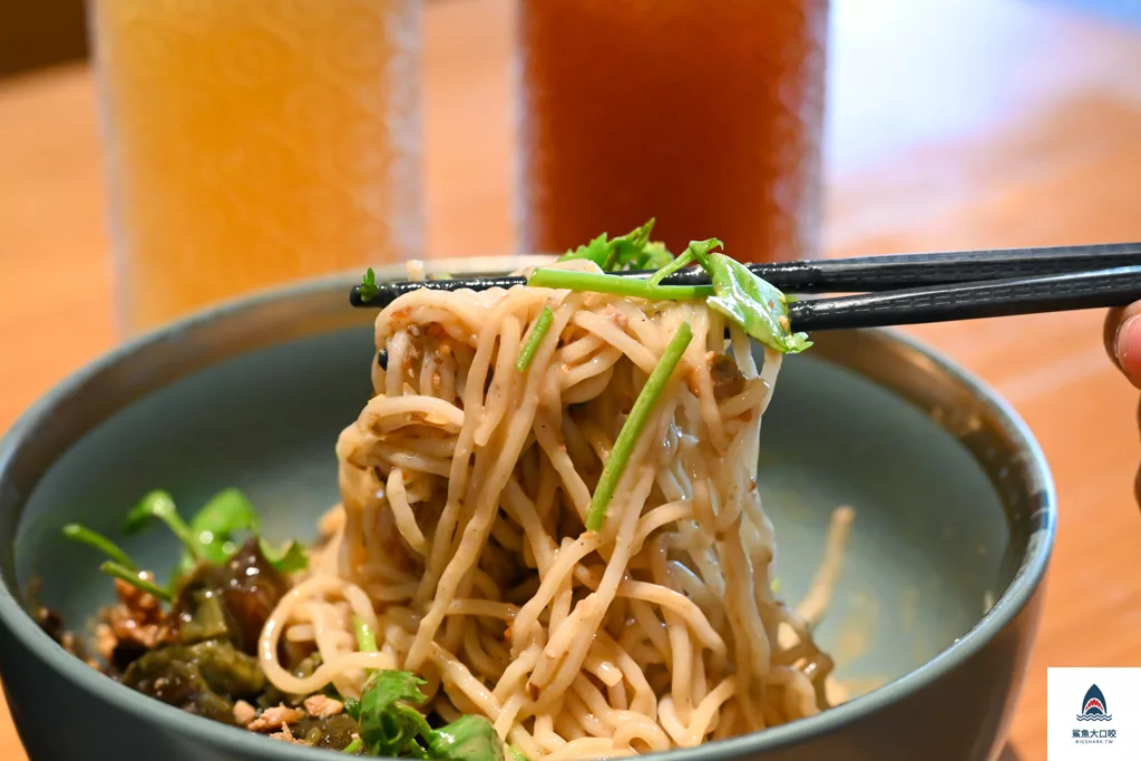 台中米其林必比登推薦,台中西區美食,台中米其林推薦,台中發愣吃,發愣吃菜單 @鯊魚大口咬