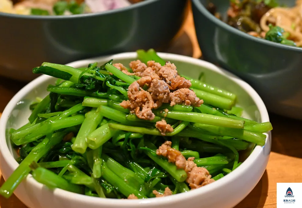台中米其林必比登推薦,台中西區美食,台中米其林推薦,台中發愣吃,發愣吃菜單 @鯊魚大口咬