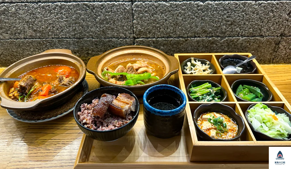 台中簡餐推薦,吃光食堂,吃光食堂菜單,台中吃光食堂,台中西區簡餐推薦,中教大美食推薦,台中西區美食推薦 @鯊魚大口咬 台中簡餐推薦,吃光食堂,吃光食堂菜單,台中吃光食堂,台中西區簡餐推薦,中教大美食推薦,台中西區美食推薦 @鯊魚大口咬