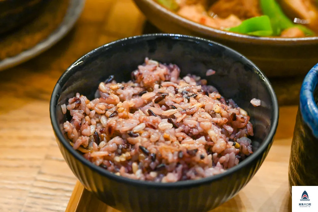 台中簡餐推薦,吃光食堂,吃光食堂菜單,台中吃光食堂,台中西區簡餐推薦,中教大美食推薦,台中西區美食推薦 @鯊魚大口咬 台中簡餐推薦,吃光食堂,吃光食堂菜單,台中吃光食堂,台中西區簡餐推薦,中教大美食推薦,台中西區美食推薦 @鯊魚大口咬