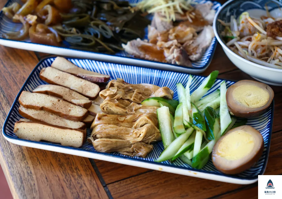 圓環頂麵食館,圓環頂麵食館菜單,圓環頂麵食館推薦,鹿港美食推薦,鹿港小吃推薦 @鯊魚大口咬