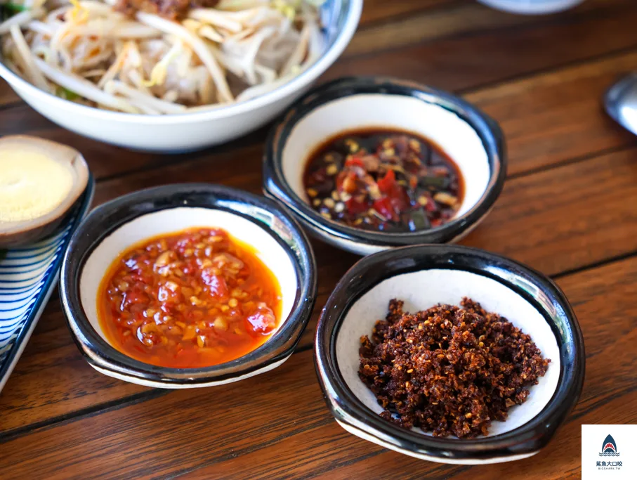 圓環頂麵食館,圓環頂麵食館菜單,圓環頂麵食館推薦,鹿港美食推薦,鹿港小吃推薦 @鯊魚大口咬